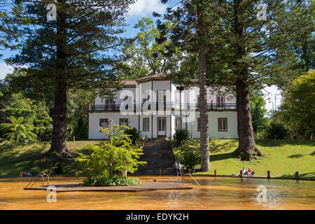 Thermalbecken, Park Terra Nostra, Furnas, Sao Miguel, Azoren, Portugal Stockfoto