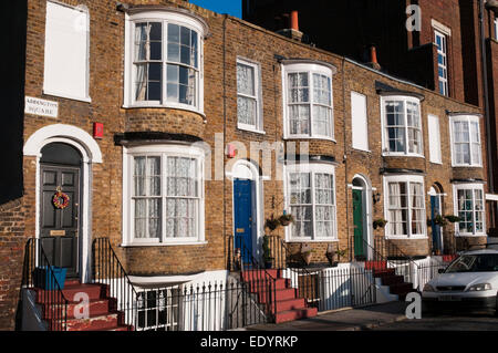 Terrasse des georgischen Häuser in Addington Square, Margate. Stockfoto