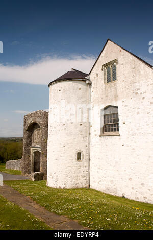 Großbritannien, Wales, Swansea, Gower, Oxwich Burg, Tudor Manor House und gateway Stockfoto