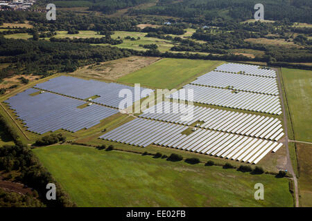 Luftaufnahme der Solarpark in England, UK Stockfoto