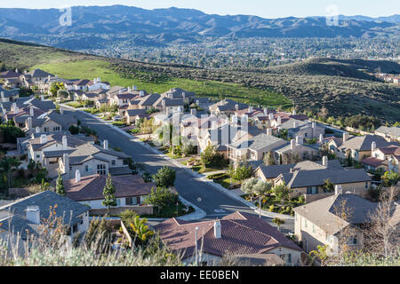 Am frühen Morgen Blick auf Hügel California Vorstadtgehäuse in Simi Valley in der Nähe von Los Angeles. Stockfoto