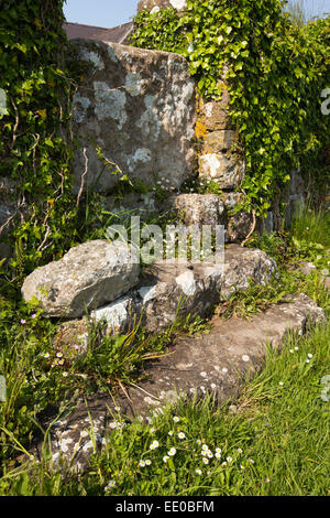 Großbritannien, Wales, Swansea, Gower, Penrice, St Andrew Church, Kirchhof-Stil Stockfoto