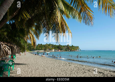 Dominikanische Republik, Südwesten, San Christobal, Strand Playa Palenque Stockfoto