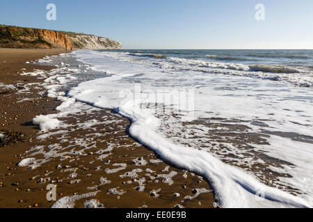 Yaverland Strand mit Blick in Richtung Culver Klippe, Sandown, Isle Of Wight Stockfoto