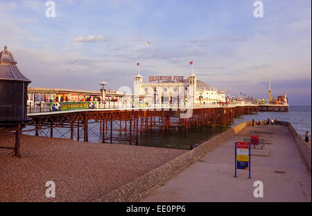Brighton Pier East Sussex England "Vereinigtes Königreich" UK Sommer blauer Himmel Stockfoto