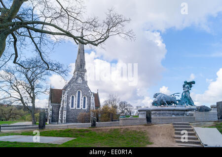 Gefion Fountain (1908 fertiggestellt) und St. Alban-Kirche. Kopenhagen, Dänemark Stockfoto