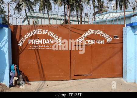 Die Inschrift am Eingang zum Prem Dan, eines der Häuser von Mutter Teresa in Kalkutta gegründet Stockfoto