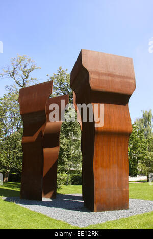 Deutschland, München, Pinakothek der Moderne, Skulptur, Buscando la Luz, Bayern, Oberbayern, Kultur, Kunst, Gebäude, Bauwerk, M Stockfoto