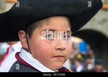 Junge Junge Gaucho gekleidet in traditioneller Kleidung Stockfoto