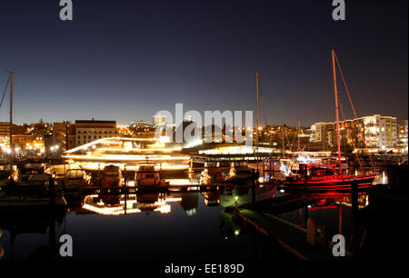 Weihnachten Schiff Argosy macht Halt in Tacoma Thea Foss Waterfront Weihnachtslieder durchführen Stockfoto