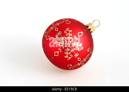 Weihnachtsschmuck, Rote Christbaumkugel Stockfoto