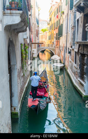 Gondel, San Polo District, Venedig, Veneto Region, Italien Stockfoto