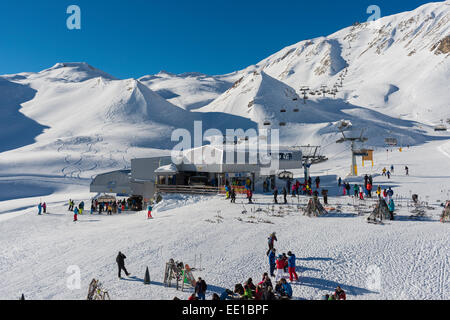 Seilbahn-Stationen Viderjochbahn und Greitspitzbahn, Wintersportregion Silvretta Arena Ischgl-Samnaun, Schweizer Alpen, Samnaun Stockfoto