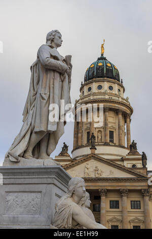 Franzosischer Dom (französische Kathedrale) und Schillers Denkmal Detail, Gendarmenmarkt, Mitte, Berlin, Deutschland, Europa Stockfoto