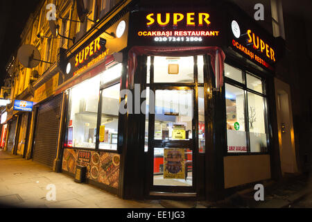 Super Ocakbasi Kebab in Stoke Newington gewann eine begehrte Auszeichnung für beste Takeaway diese Woche bei den britischen Kebab-Awards. Stockfoto