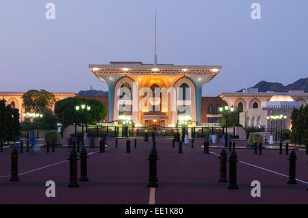 Palast des Sultans Qaboos, alte Muscat, Maskat, Oman, Naher Osten Stockfoto