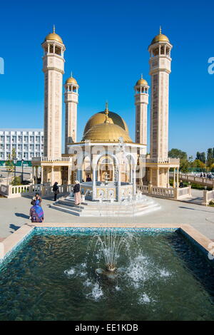 Yusuf Sakkazova Moschee, befindet sich in der Nähe von Grosny Flughafen, Grosny, Tschetschenien, Kaukasus, Russland, Europa Stockfoto