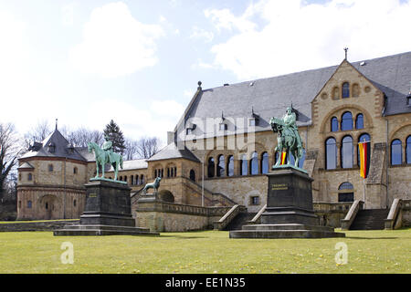 Altstadt, Architektur, Bauwerk, Bauwerke, Deutschland, Fassade, Edelstahlsockel, Gebaeude, Goslar, Kaiser, Kaiserpfalz, Niedersachsen, Stockfoto