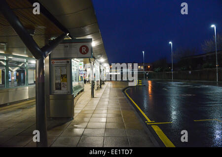 Turnpike Lane, London, UK. 13. Januar 2015. Der Busbahnhof in Turnpike Lane ist leer, wie der London-Bus-Streik über die Entlohnung beginnt. Bildnachweis: Matthew Chattle/Alamy Live-Nachrichten Stockfoto