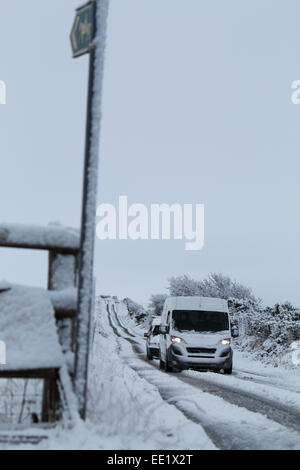Aberystwyth, Wales. 13. Januar 2015. UK-Wetter: Heftige Schneefälle in Aberystwyth über 2 Zoll Schneefall auf höherem Boden sieht heute Morgen. © Jon Freeman/Alamy Stockfoto