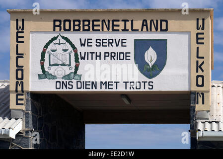 Die wichtigsten Tore gesehen, bei der Ankunft am Hafen auf Robben Island, ein Museum für die Gefangenen in der Nähe von Cape Town, Südafrika. Stockfoto