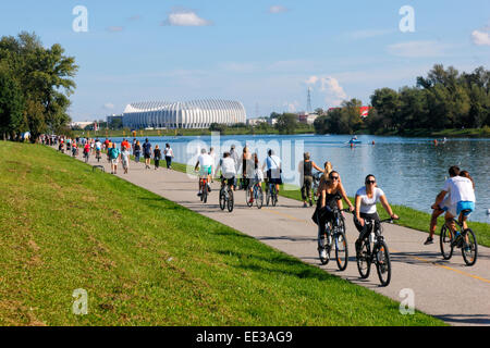 Zagreb, Jarun-See. Menschen-Aktivität Stockfoto