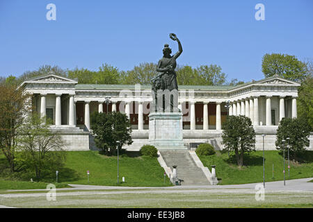 Allegorie, Bayern, Bayerischer Loewe, Bayern, Bronze, Bronzeplastik, Denkmal, Deutschland, Ehrentempel, Eisenguss, Buchforst, Stockfoto