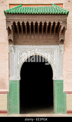 Marokkanische Tür aus Marrakesch, Marokko Stockfoto