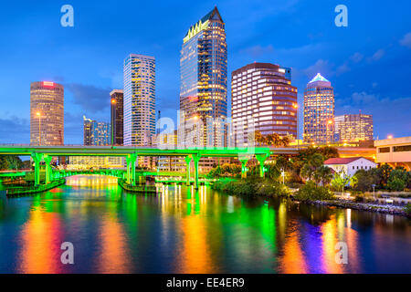 Tampa, Florida, USA Innenstadt Skyline auf dem Hillsborough River. Stockfoto