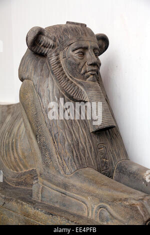 Sphinx aus der ägyptischen Sammlung, Indian Museum in Kalkutta, am 15. Februar 2014 Stockfoto