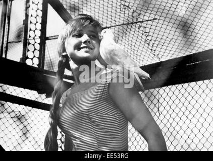 Svetlana Savyolova, am Set des Films "Leb wohl, Tauben (aka Proshchayte, Golubi), 1961 Stockfoto