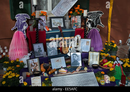 Ofrenda (Altar), Dia de los Muertos, Tag der Toten, Altstadt, San Diego, Kalifornien USA Stockfoto