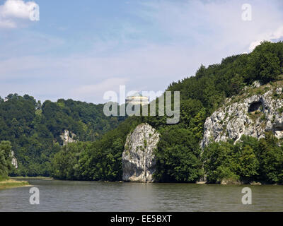 Deutschland, Bayern, Kehlheim, Sinnspruch, 1837, Donau, Niederbayern, Gebaeude, Bauwerk, Architektur, Kultstaette, Fluss Stockfoto