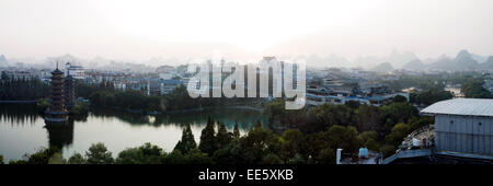 Panoramablick auf die Skyline von Guilin, China Stockfoto