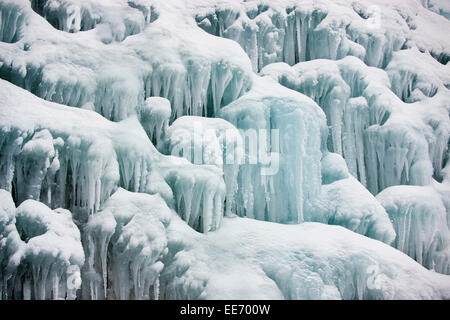 Gefrorenen Wasserfall, Plitvicer Seen, Nationalpark, Kroatien Stockfoto