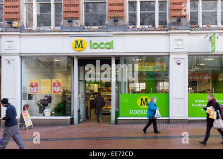 Morrisons M lokal im Stadtzentrum von Birmingham Stockfoto