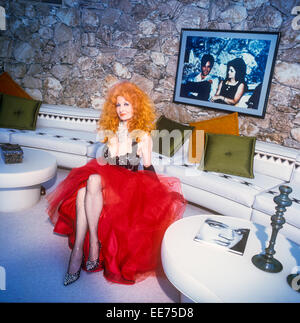 PALM SPRINGS, CA-APRIL 10: Tempest Storm in Palm Springs, Kalifornien am 10. April 1996. Stockfoto