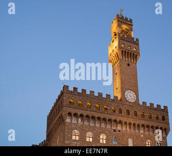 Der Palazzo Vecchio (alte Palast) eine Massive romanische Festung, ist das Rathaus von Florenz, Italien Stockfoto