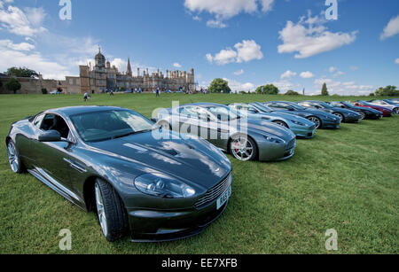 Aston Martin Line-up in Burghley House, Stamford, England Stockfoto
