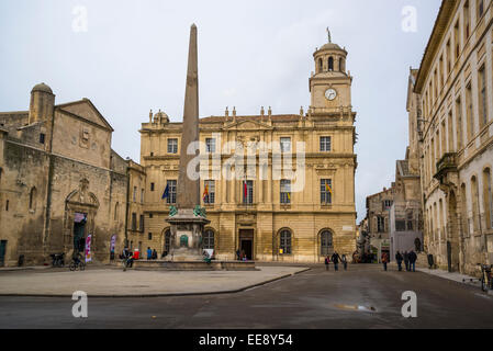 Rathaus (Hotel de Ville) am Place De La Republique, Arles, Bouches-du-Rhône, Frankreich Stockfoto