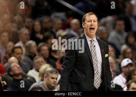 TERRY STOTTS Trainer von der Seitenlinie. Der University of Oregon spielt Oregon State Stadium Orchesterprobe am 29. November 2014. 14. Januar 2015. © David Blair/ZUMA Draht/Alamy Live-Nachrichten Stockfoto