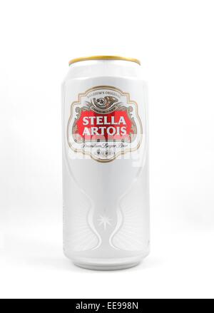 A kann von Stella Artois Lagerbier auf weißem Hintergrund Stockfoto