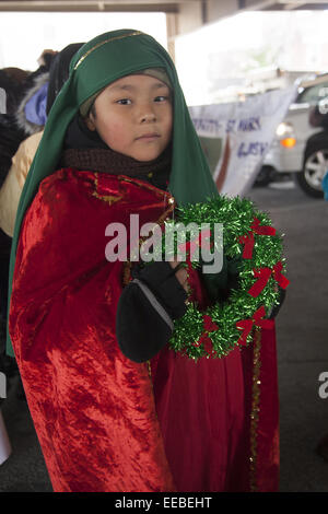 Teilnehmer an der AnnualThree Könige Day Parade am Dreikönigstag in Williamsburg, Brooklyn, NY Stockfoto