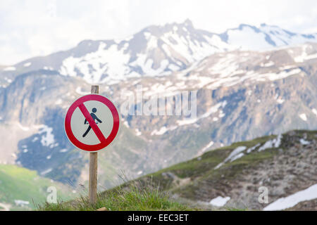 Fußgängerpassage ist nicht zulässig. Stockfoto