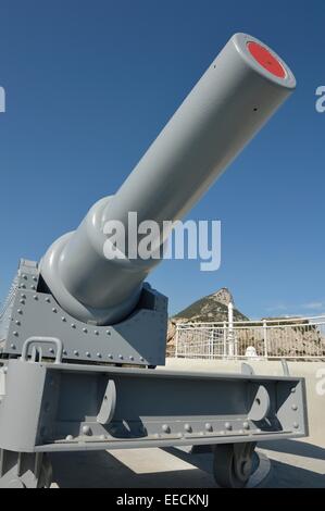 Hardings Batterie Europa Straße mit einem 12,5 Zoll 38 Tonnen RML Geschütz, Europa Point, Gibraltar UK This ist eine restaurierte Küstenschutz. Stockfoto