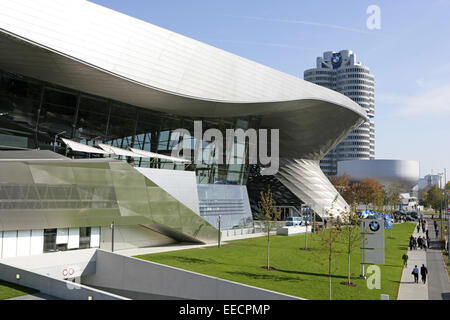 Architektur, Autohersteller, Automobilkonzern, BMW, Bau, Bauwerk, Bayern, Deutschland, Europa, Fabrik, Fernsehturm, Firma, Gebae Stockfoto