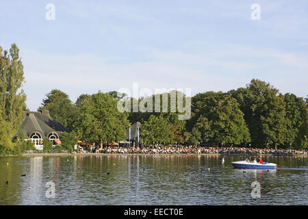 Baeume, Baum, Bayern, Biergarten, Bäume, Deutschland, englischen, Europa, Garten, Gaststaette, Gaststätte, Gewaesser, Gewässer, Stockfoto