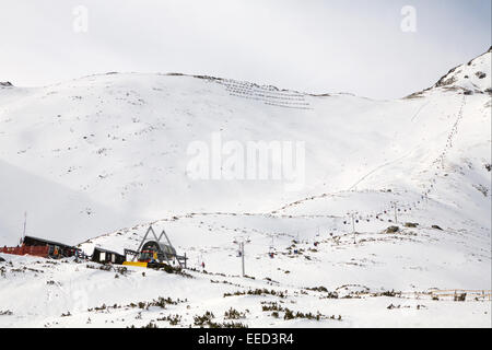 Europa, Slowakei, Lomnicky Berg, Wintersport, Schnee, Skigebiet, Fuss, Vysok» Tatra, Hohe Tatra, Slowakei, Berge, Gebirge, N Stockfoto