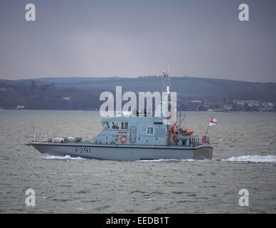 Archer-Klasse Patrouillenboot HMS Puncher Wimpel Anzahl P291 Stockfoto