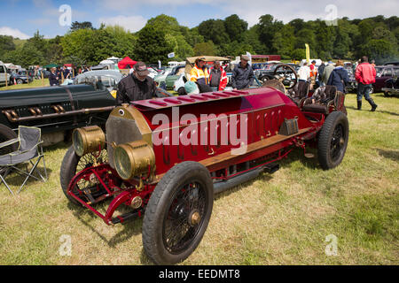 Großbritannien, England, Wiltshire, Dampf und Vintage Fair, 1909 Fiat Isotta Fraschini mit 16 Liter-Luftschiff-Motor Stockfoto